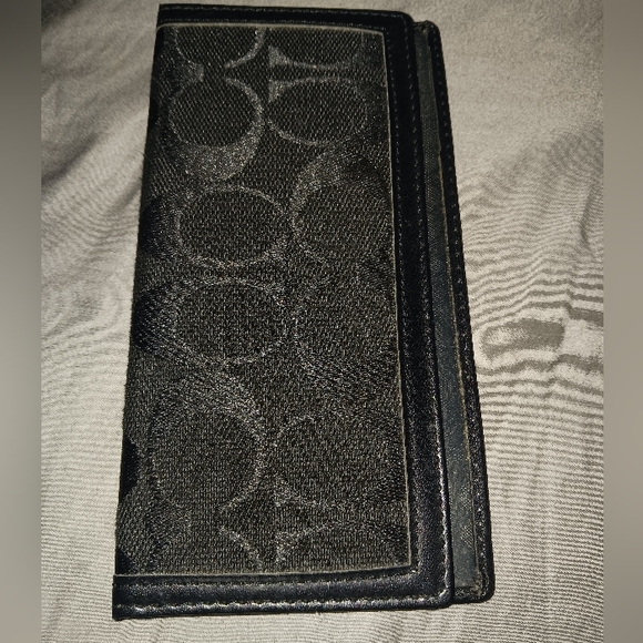 VINTAGE COACH CHECKBOOK WALLET - Picture 1 of 7